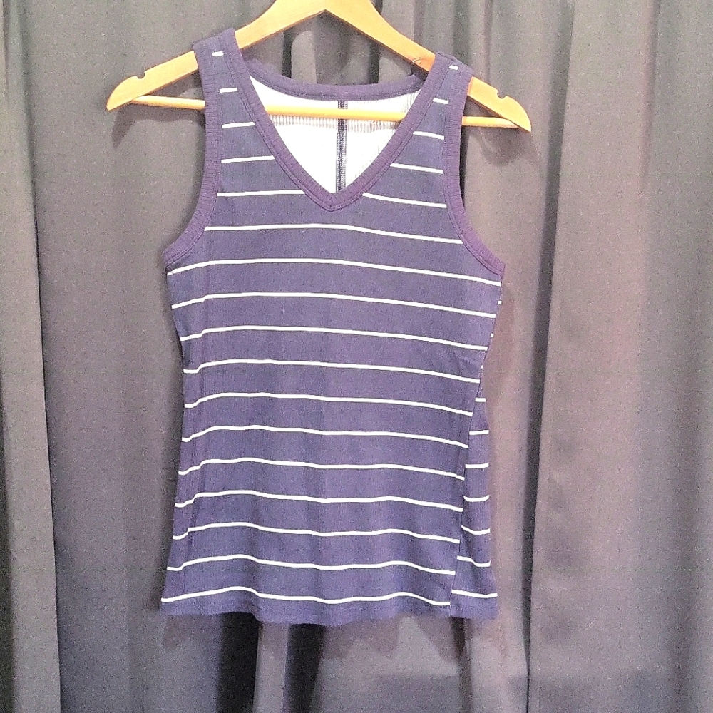 MAURICE'S WOMEN'S BLUE AND WHITE STRIPED TANK. XL